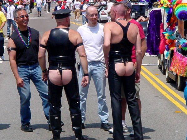Pride2003-10.jpg