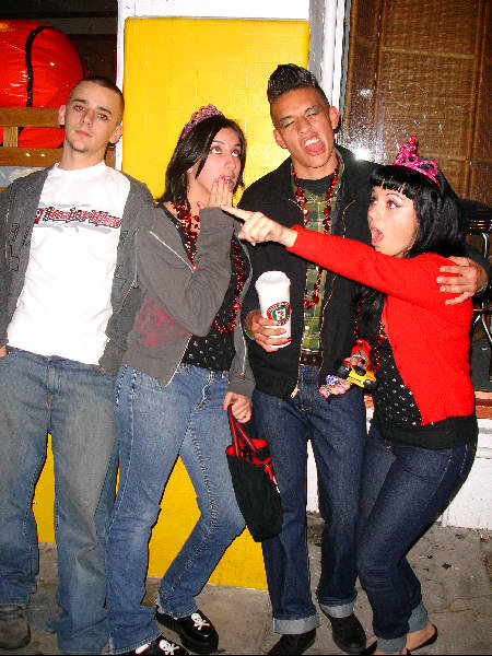 Feb04-002.jpg